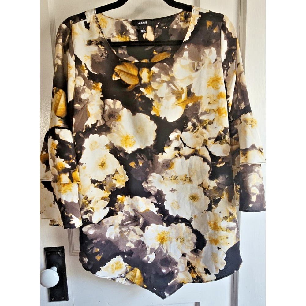 NWT Alfani women floral tiered sleeve pullover scoop neck blouse Sz S